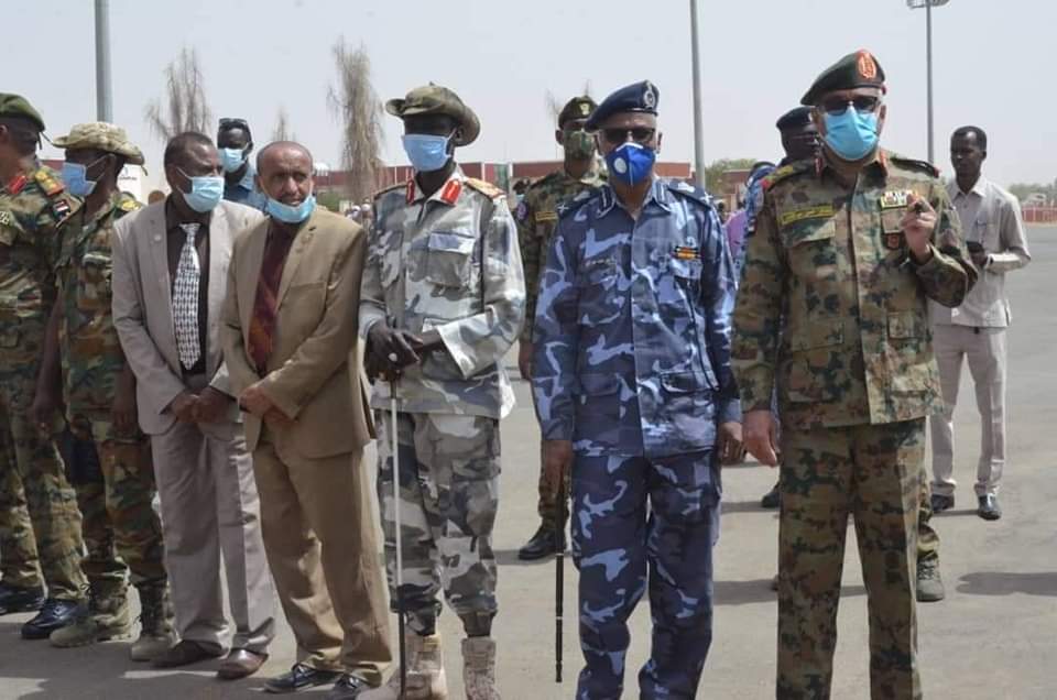 ابوجمبة يتوسط مدير الشرطة ومدير المخابرات